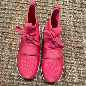 Women’s Pink and White tennis shoes.